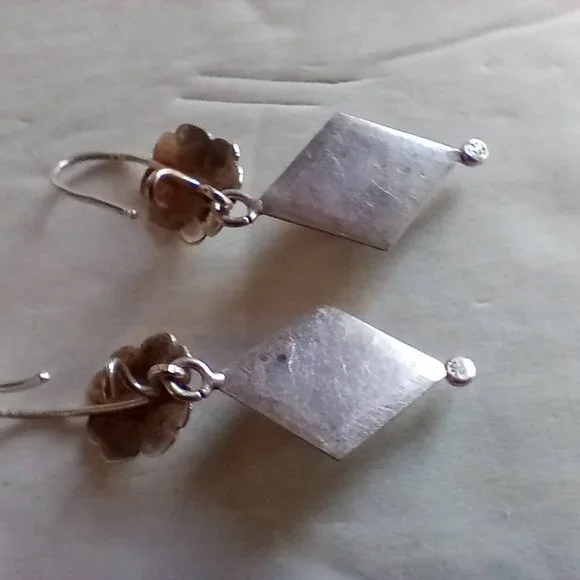 Stunning Authentic Vintage Navajo Turquoise and Silver Earrings - Picture 3 of 5